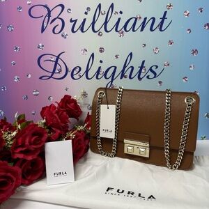 🤎SALE NWT $750 FURLA PUSH LOCK MULTIWAY BAG